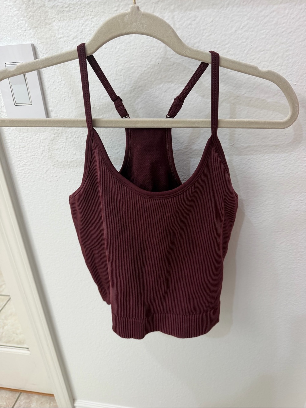Like NEW Maroon Ribbed Popflex Active Cropped Tank - Picture 4 of 8